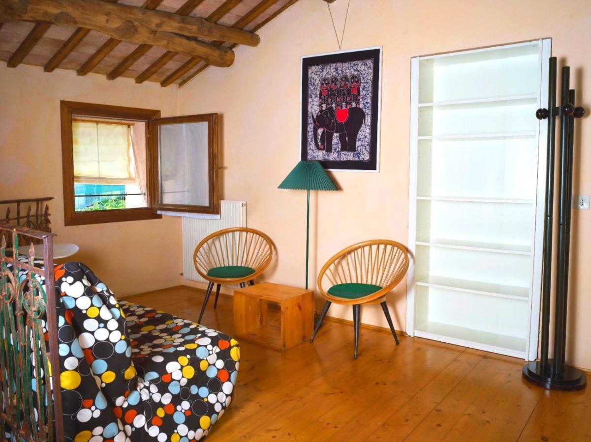 Apartamento La Casa Di Laura Castelcucco Exterior foto